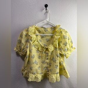 American Eagle Outfitters Women’s Yellow Eyelet Blouse Size M